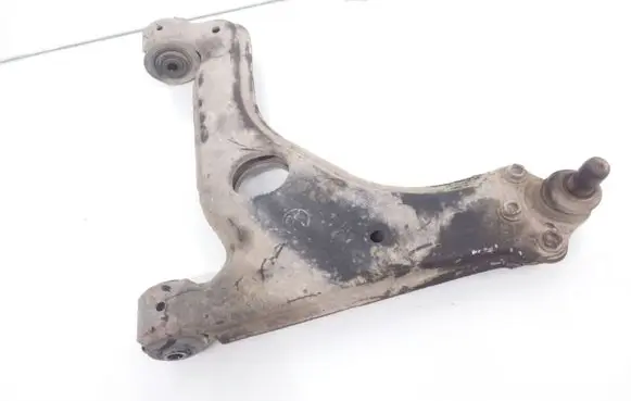 Opel Vectra B Front lower control arm/wishbone