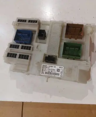 Volvo S60 Comfort/convenience module BG9T14C256GA 31343677