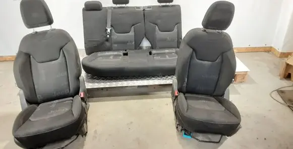 Seat set