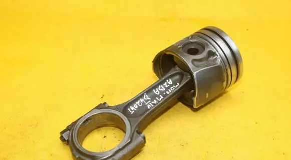 Ford Mondeo MK IV Piston with connecting rod 085190