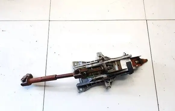 Volvo V50 Steering wheel axle P30793585