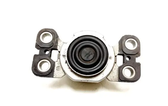 Volvo XC60 Engine mount bracket 6G927M121