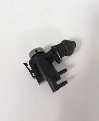 Audi A4 S4 B6 8E 8H Turbo solenoid valve 1J0906283A