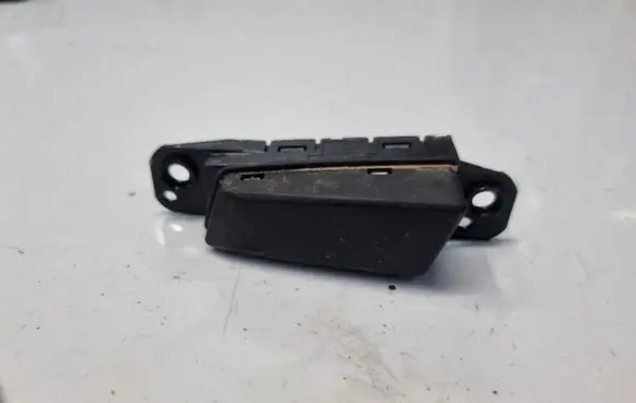 Chevrolet Orlando Passenger airbag on/off switch 96930985