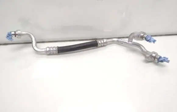 Renault Zoe Air conditioning (A/C) pipe/hose 924467761r