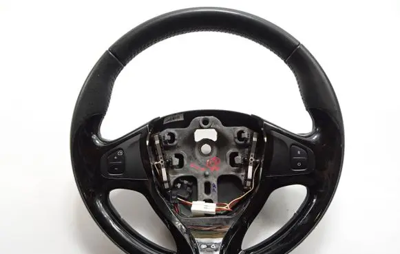 Renault Clio IV Steering wheel QRBQBWTNTERWWREFDS
