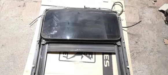 ZAZ 103 Sunroof set 