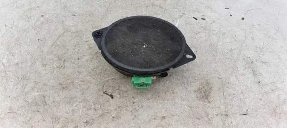 Chrysler Pacifica Front door speaker 36670113037677AA 04685974AC