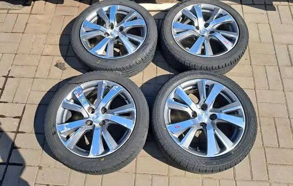 Peugeot 2008 I R17 alloy rim 9678398277