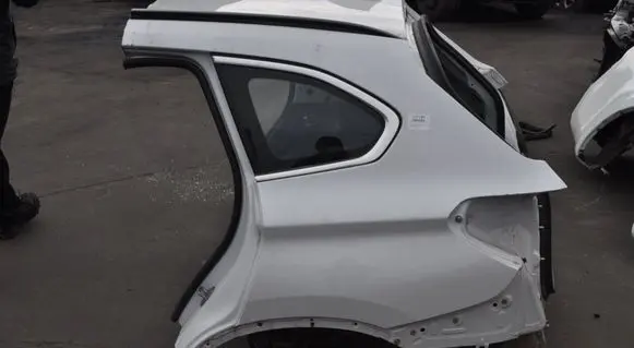 BMW X1 F48 F49 Rear quarter panel 