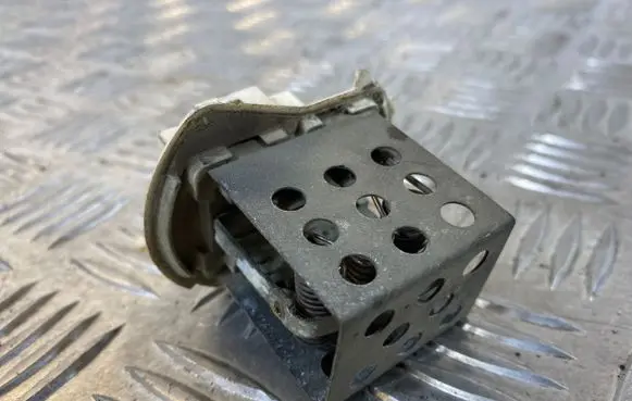 Renault Master II Heater blower motor/fan resistor D6064002