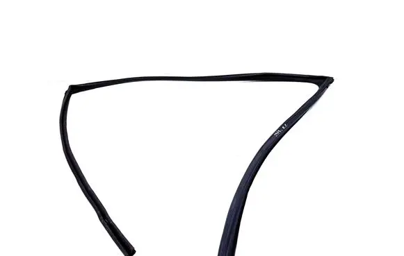 Toyota Prius (XW50) Other front door trim element 6815147051
