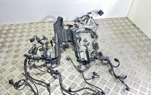Mercedes-Benz E W212 Engine installation wiring loom A2761591125 A2761505588