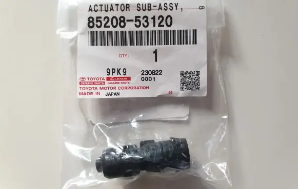 Lexus IS III XE30 Headlight washer spray nozzle 8520853120