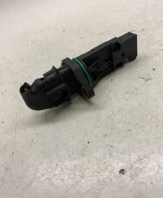 Volkswagen Golf V Mass air flow meter F00C2G2030 027291