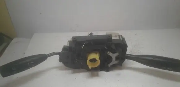 Mazda 323 Wiper turn signal indicator stalk/switch 172350