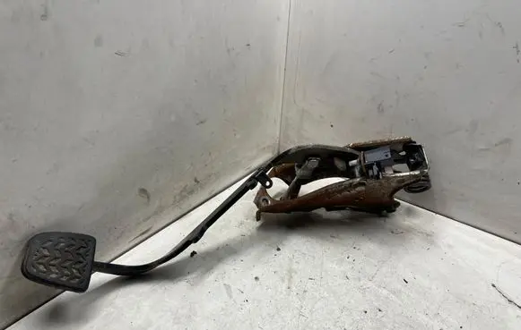 Clutch pedal