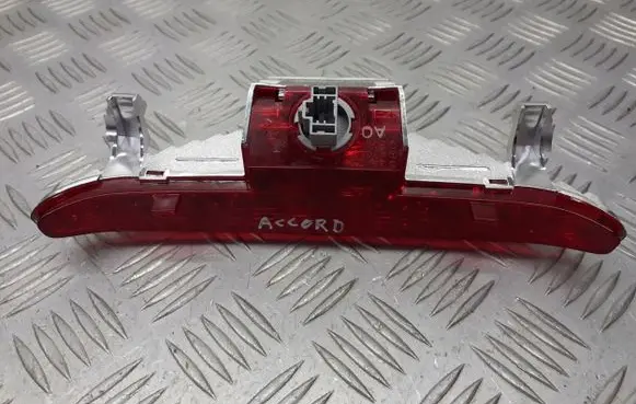 Honda Accord Third/center stoplight 050-9243