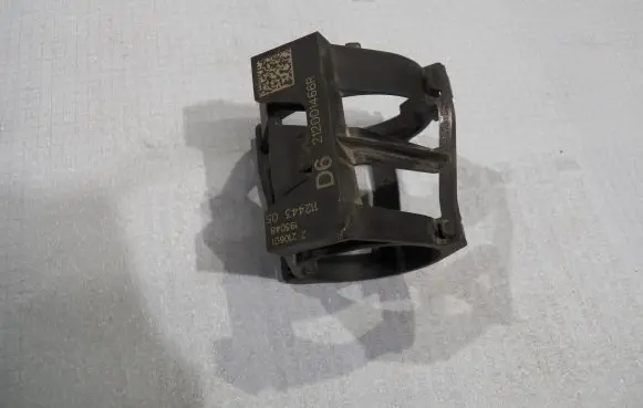 Renault Master III Thermostat housing 212001466R