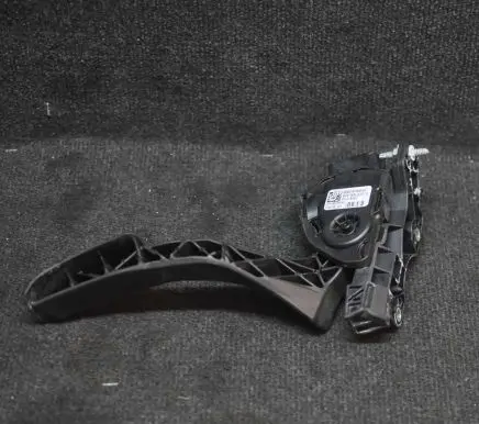 Ford Mondeo MK IV Accelerator throttle pedal 6G929F836SC