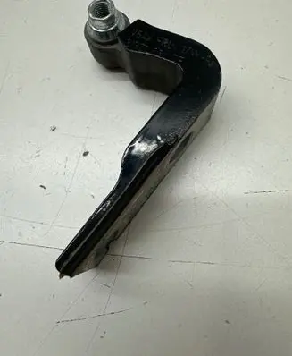Volvo S90, V90 Front door lower hinge 31371555