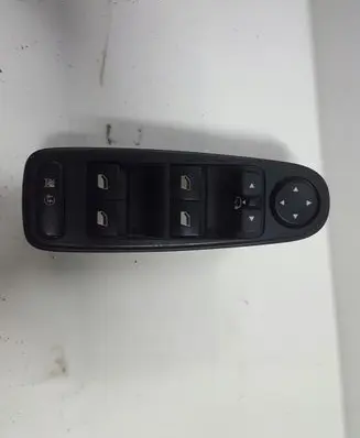 Citroen C4 I Picasso Electric window control switch 96639383ZD