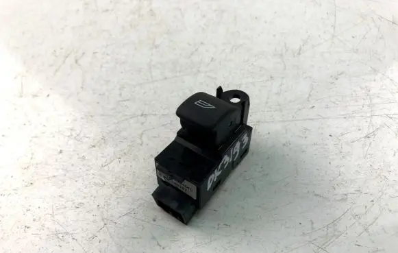 Volvo V40 Electric window control switch 31394840