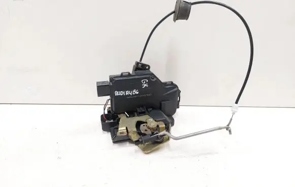 Audi A4 S4 B6 8E 8H Rear door lock 4B0839015D