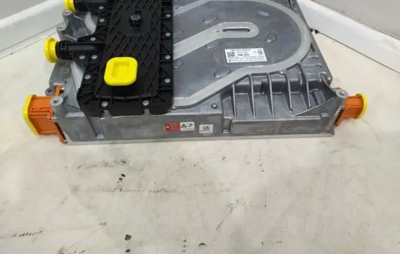 Volkswagen ID.4 Battery charger (optional) 1EA915684Q LAD034