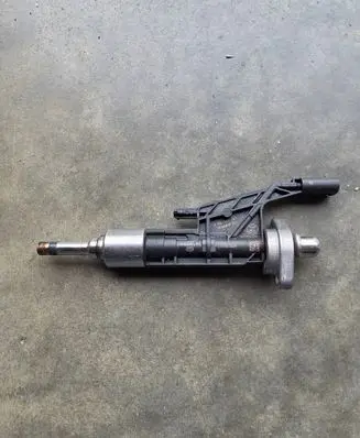 BMW X5 G05 Fuel injector 0261500541