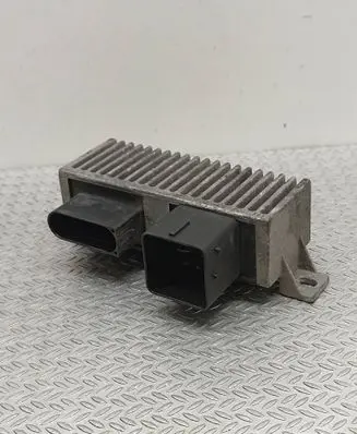 Renault Kangoo II Glow plug pre-heat relay 8200558438A