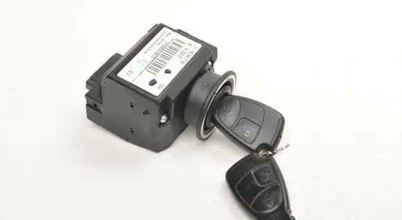 Mercedes-Benz B W245 Ignition lock 1695451708