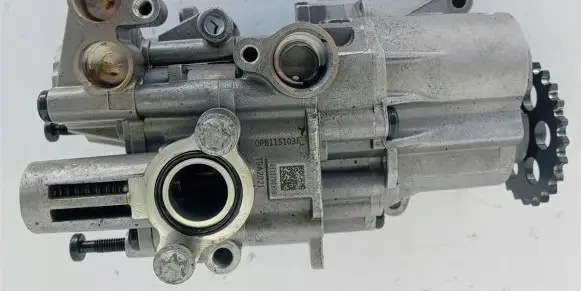 Porsche 718 Cayman 982 982c Oil pump 0PB115103F