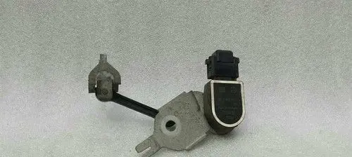 Mercedes-Benz C W205 Front air suspension height level sensor A2229050503