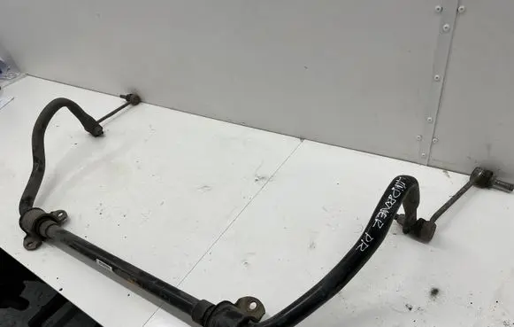 Land Rover Discovery 5 Front anti-roll bar/sway bar EPLA5482AA