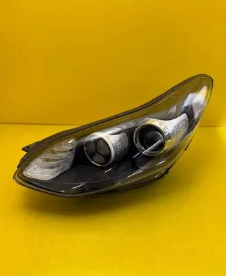 KIA Sportage Headlight/headlamp 92101F1010