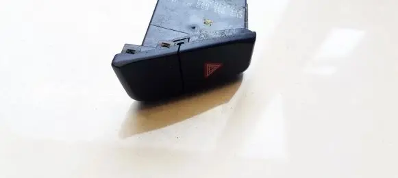 Audi A5 8T 8F Hazard light switch 8K2941509A 082102684