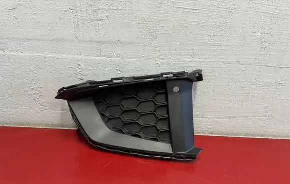 BMW X6 G06 Front bumper lower grill 7449708 51117449708