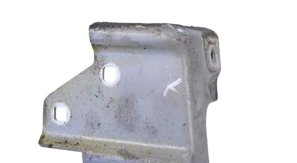BMW 2 F22 F23 Fender mounting bracket A2178800914