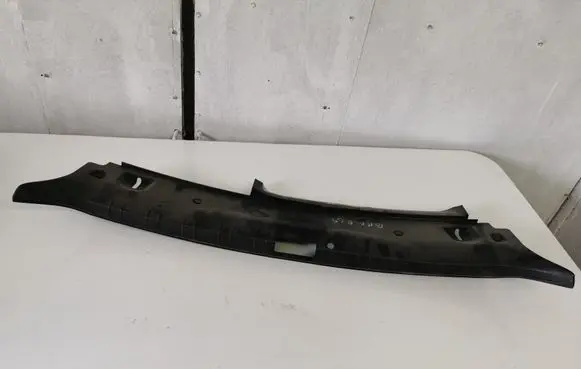 BMW 7 E65 E66 Trunk/boot sill cover protection 8223560