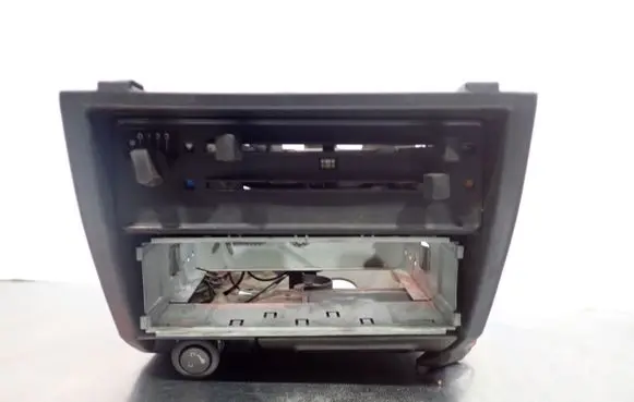 Audi 80 90 B2 Climate control/heater control trim 