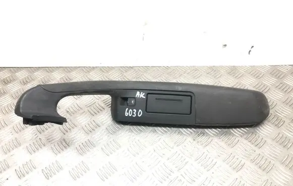 Audi A6 S6 C6 4F Rear door interior handle 4F0868393HL 4F0867305