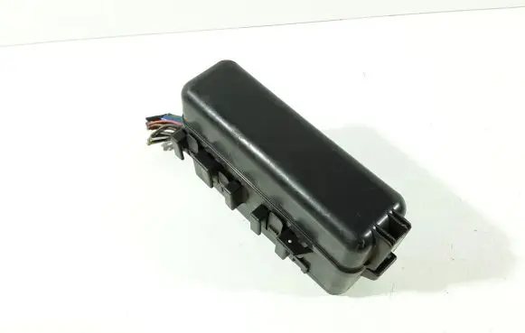 Mazda 2 Relay mounting block V23074 V23134B52X379