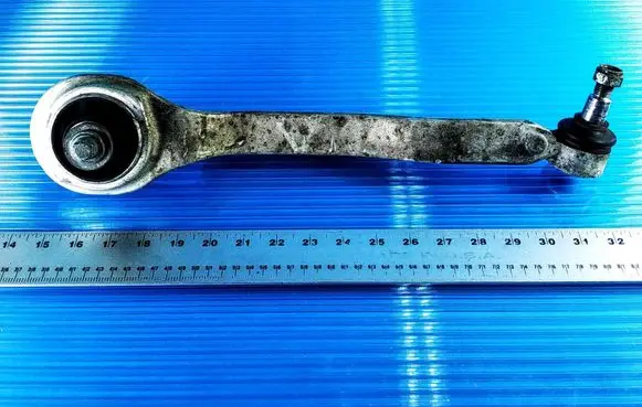 Mercedes-Benz E W211 Front control arm 2113303011
