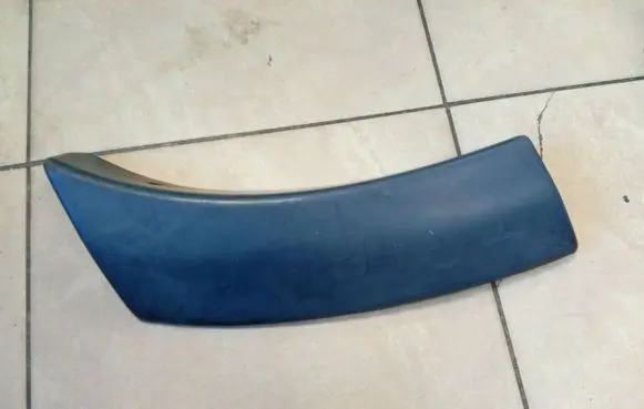 Mazda Tribute Rear bumper trim bar molding 1498098