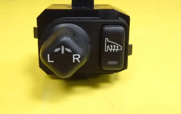 Honda Accord Wing mirror switch SEAE012M1