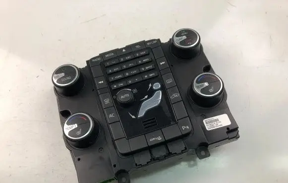 Volvo V70 Interior fan control switch 30795271
