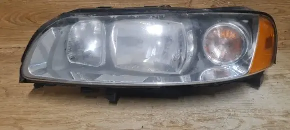 Volvo V70 Headlight/headlamp 