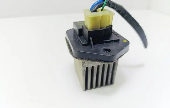 KIA Carens I Heater blower motor/fan resistor B461130020