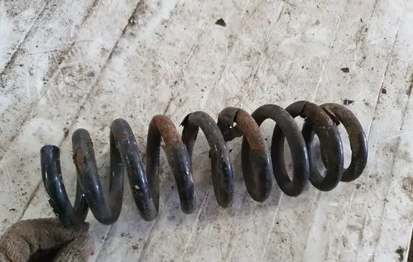 BMW 3 E90 E91 Rear coil spring NOCODE